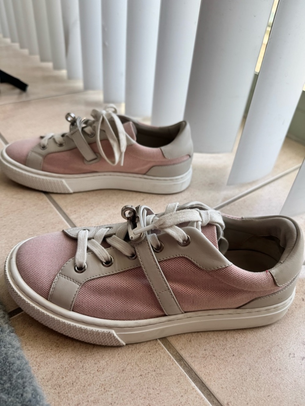 Hermes Women Day Sneakers Leather Canvas Pink coral blush silver White 36.5 - Picture 6 of 7